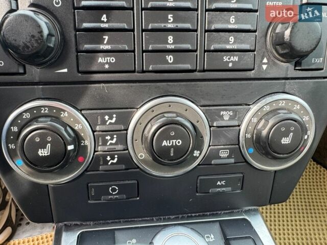 Сірий Ленд Ровер Freelander, об'ємом двигуна 2.18 л та пробігом 290 тис. км за 9800 $, фото 17 на Automoto.ua