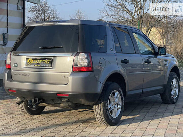 Сірий Ленд Ровер Freelander, об'ємом двигуна 2.18 л та пробігом 219 тис. км за 13300 $, фото 5 на Automoto.ua