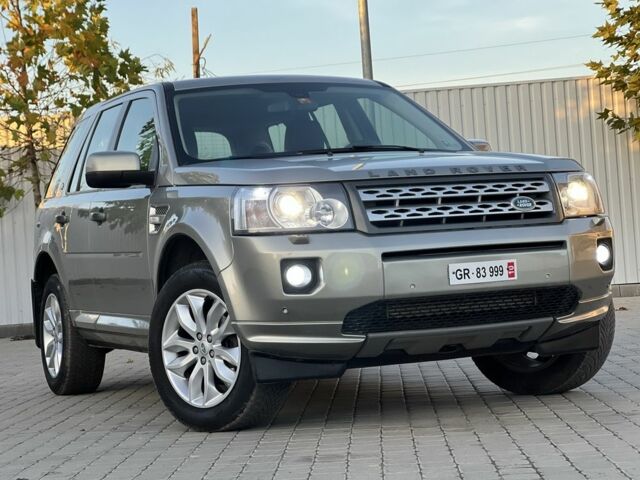 Серый Ленд Ровер Фрилендер, объемом двигателя 2.2 л и пробегом 125 тыс. км за 12900 $, фото 2 на Automoto.ua