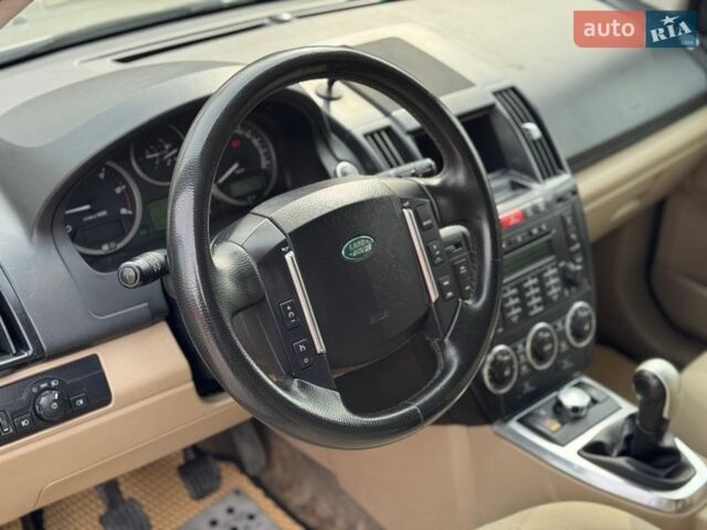 Сірий Ленд Ровер Freelander, об'ємом двигуна 2.18 л та пробігом 290 тис. км за 9800 $, фото 11 на Automoto.ua