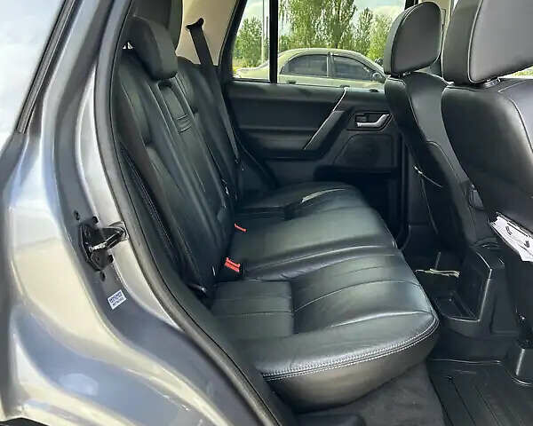 Сірий Ленд Ровер Freelander, об'ємом двигуна 2 л та пробігом 277 тис. км за 10500 $, фото 12 на Automoto.ua