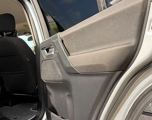 Сірий Ленд Ровер Freelander, об'ємом двигуна 2.18 л та пробігом 291 тис. км за 12000 $, фото 14 на Automoto.ua