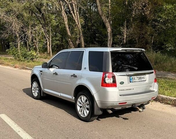 Сірий Ленд Ровер Freelander, об'ємом двигуна 2.18 л та пробігом 291 тис. км за 12000 $, фото 5 на Automoto.ua