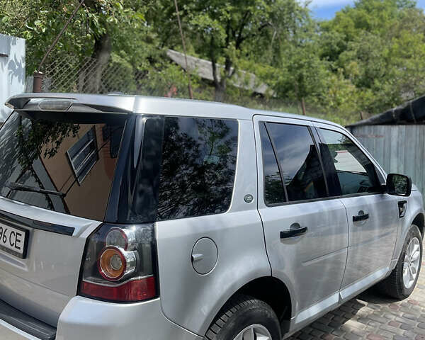 Серый Ленд Ровер Фрилендер, объемом двигателя 2 л и пробегом 229 тыс. км за 10200 $, фото 6 на Automoto.ua