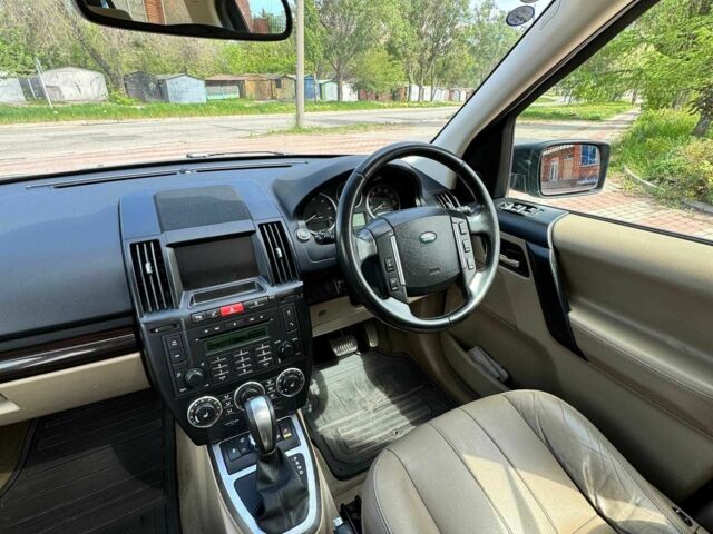 Сірий Ленд Ровер Freelander, об'ємом двигуна 2.2 л та пробігом 143 тис. км за 6000 $, фото 10 на Automoto.ua