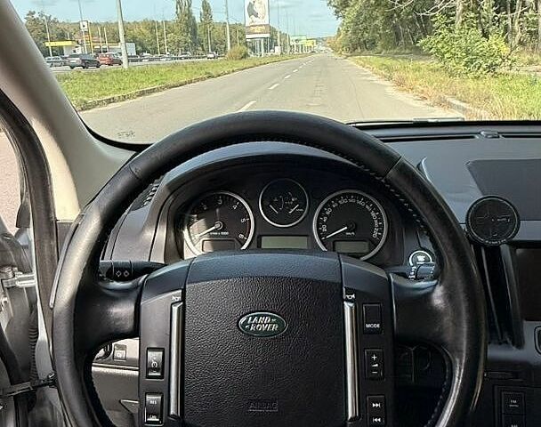 Сірий Ленд Ровер Freelander, об'ємом двигуна 2.18 л та пробігом 291 тис. км за 12000 $, фото 22 на Automoto.ua