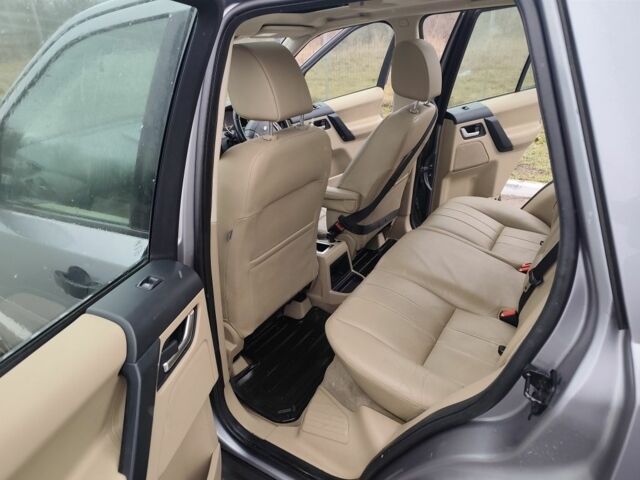 Сірий Ленд Ровер Freelander, об'ємом двигуна 2 л та пробігом 144 тис. км за 7500 $, фото 5 на Automoto.ua