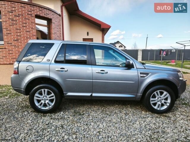 Сірий Ленд Ровер Freelander, об'ємом двигуна 2.18 л та пробігом 227 тис. км за 13800 $, фото 3 на Automoto.ua