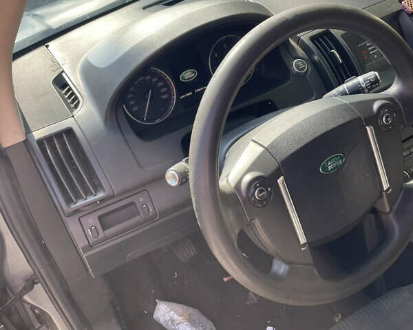 Сірий Ленд Ровер Freelander, об'ємом двигуна 2.2 л та пробігом 260 тис. км за 8900 $, фото 8 на Automoto.ua
