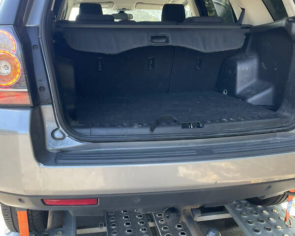 Сірий Ленд Ровер Freelander, об'ємом двигуна 2.2 л та пробігом 260 тис. км за 8900 $, фото 5 на Automoto.ua