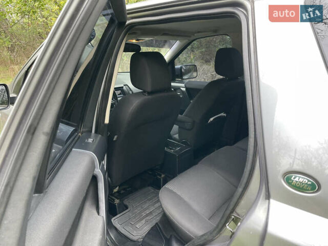 Сірий Ленд Ровер Freelander, об'ємом двигуна 2.2 л та пробігом 295 тис. км за 14200 $, фото 13 на Automoto.ua