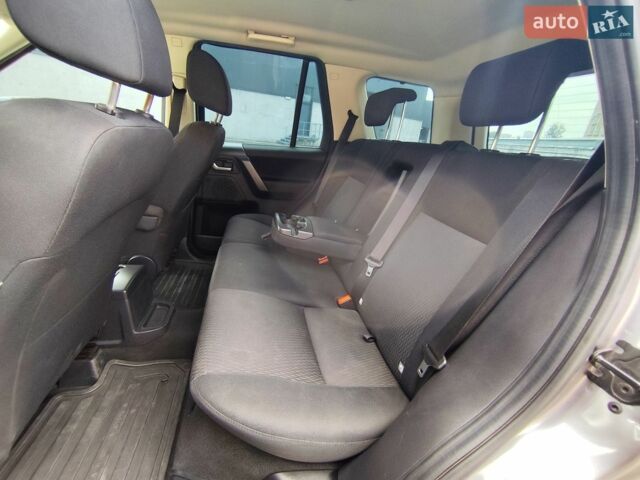 Сірий Ленд Ровер Freelander, об'ємом двигуна 2.18 л та пробігом 209 тис. км за 11900 $, фото 18 на Automoto.ua