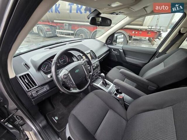 Сірий Ленд Ровер Freelander, об'ємом двигуна 2.18 л та пробігом 239 тис. км за 13600 $, фото 13 на Automoto.ua