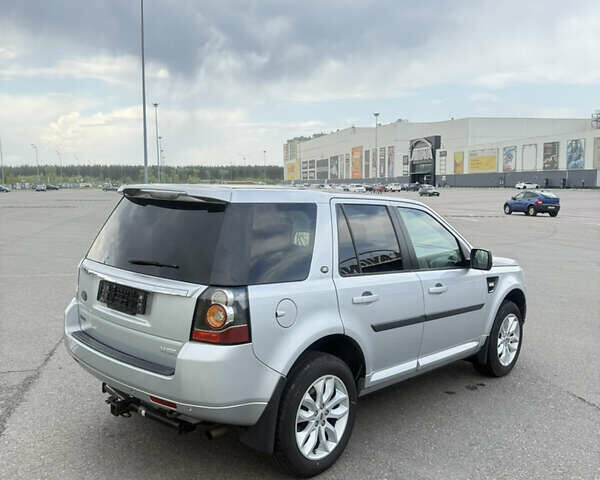 Серый Ленд Ровер Фрилендер, объемом двигателя 0 л и пробегом 239 тыс. км за 11700 $, фото 4 на Automoto.ua