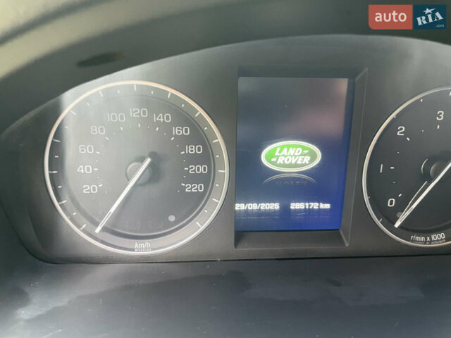 Сірий Ленд Ровер Freelander, об'ємом двигуна 2.2 л та пробігом 295 тис. км за 13200 $, фото 16 на Automoto.ua