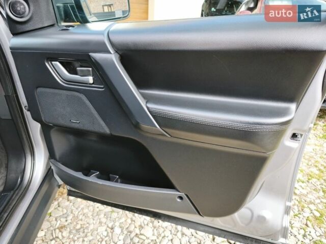 Сірий Ленд Ровер Freelander, об'ємом двигуна 2.18 л та пробігом 227 тис. км за 13800 $, фото 31 на Automoto.ua