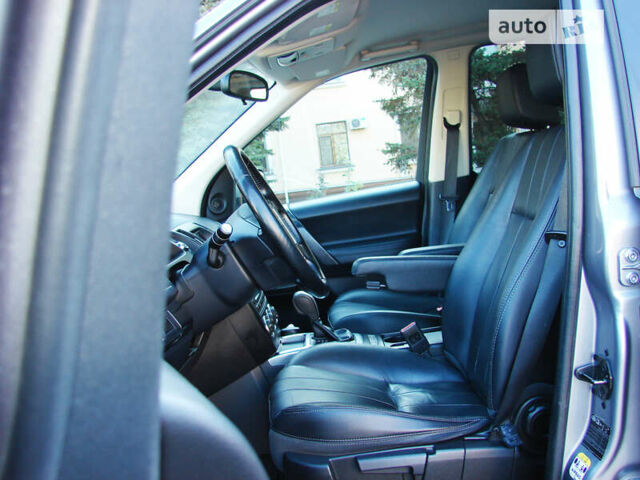 Серый Ленд Ровер Фрилендер, объемом двигателя 2.2 л и пробегом 214 тыс. км за 14000 $, фото 15 на Automoto.ua