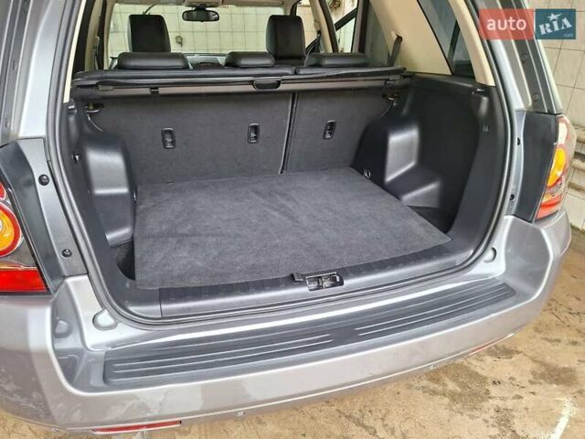 Ленд Ровер Freelander 2013 у Чернівцях на Automoto.ua Сірий Ленд Ровер Freelander, об'ємом двигуна 2.18 л та пробігом 275 тис. км за 14900 $, фото 16 на Automoto.ua