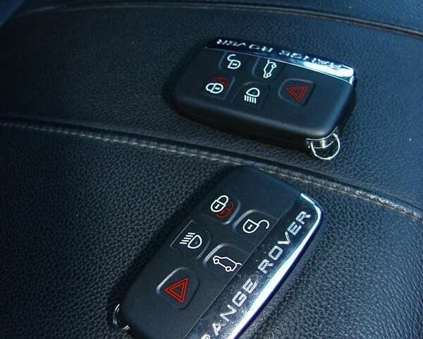 Серый Ленд Ровер Фрилендер, объемом двигателя 2.2 л и пробегом 214 тыс. км за 14000 $, фото 34 на Automoto.ua