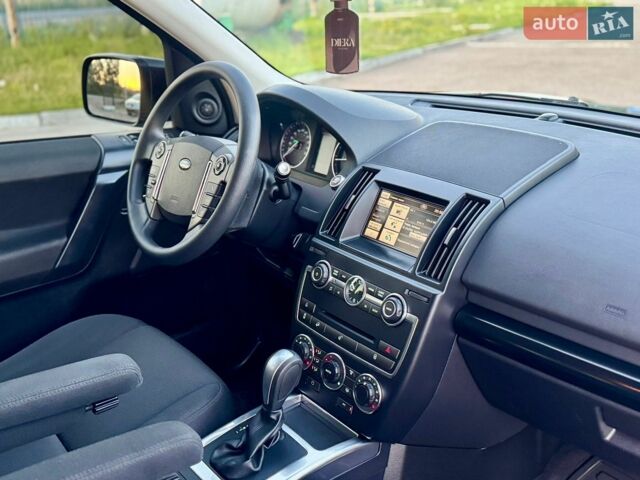Сірий Ленд Ровер Freelander, об'ємом двигуна 2.2 л та пробігом 273 тис. км за 13999 $, фото 41 на Automoto.ua