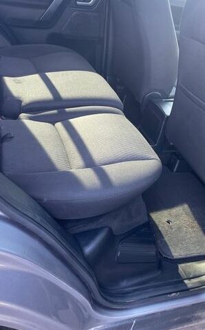 Серый Ленд Ровер Фрилендер, объемом двигателя 2.18 л и пробегом 280 тыс. км за 12400 $, фото 5 на Automoto.ua