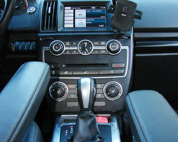 Серый Ленд Ровер Фрилендер, объемом двигателя 2.2 л и пробегом 214 тыс. км за 14000 $, фото 27 на Automoto.ua