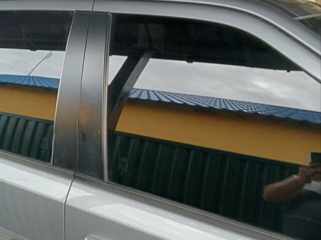 Сірий Ленд Ровер Freelander, об'ємом двигуна 2.18 л та пробігом 132 тис. км за 13200 $, фото 12 на Automoto.ua