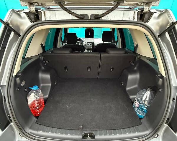 Сірий Ленд Ровер Freelander, об'ємом двигуна 2.18 л та пробігом 208 тис. км за 12600 $, фото 16 на Automoto.ua