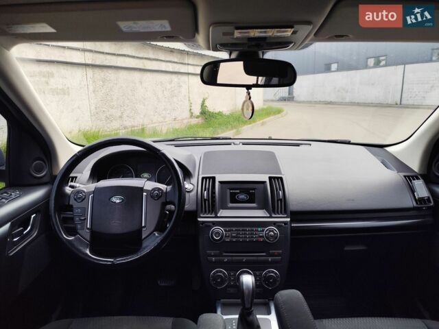 Сірий Ленд Ровер Freelander, об'ємом двигуна 2.18 л та пробігом 209 тис. км за 11900 $, фото 21 на Automoto.ua