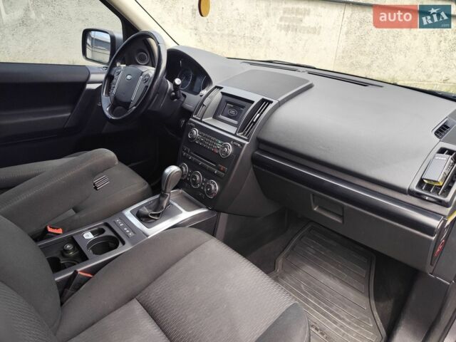Сірий Ленд Ровер Freelander, об'ємом двигуна 2.18 л та пробігом 209 тис. км за 11900 $, фото 12 на Automoto.ua