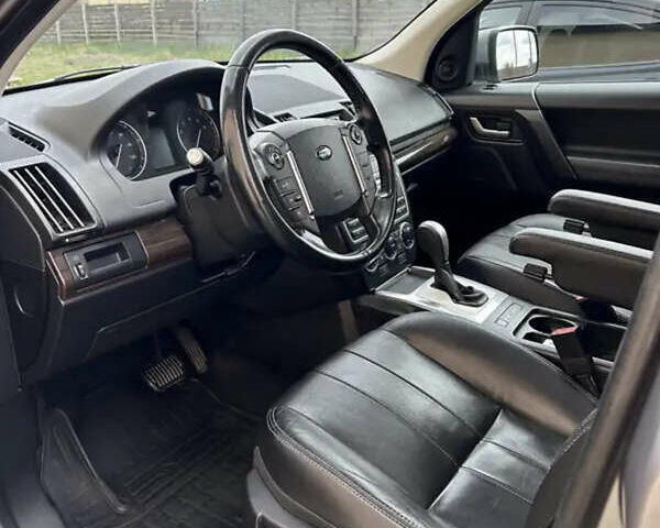 Серый Ленд Ровер Фрилендер, объемом двигателя 2 л и пробегом 277 тыс. км за 13000 $, фото 9 на Automoto.ua