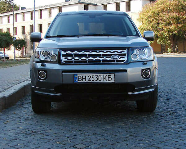 Серый Ленд Ровер Фрилендер, объемом двигателя 2.2 л и пробегом 214 тыс. км за 14000 $, фото 2 на Automoto.ua