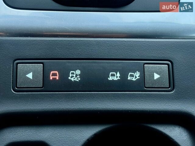Сірий Ленд Ровер Freelander, об'ємом двигуна 2.2 л та пробігом 273 тис. км за 13999 $, фото 28 на Automoto.ua