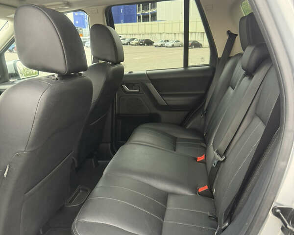 Сірий Ленд Ровер Freelander, об'ємом двигуна 0 л та пробігом 239 тис. км за 10500 $, фото 12 на Automoto.ua