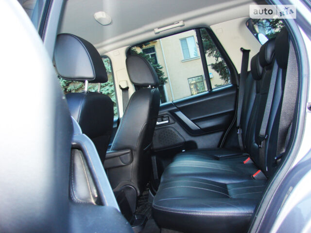 Сірий Ленд Ровер Freelander, об'ємом двигуна 2.2 л та пробігом 220 тис. км за 13500 $, фото 19 на Automoto.ua