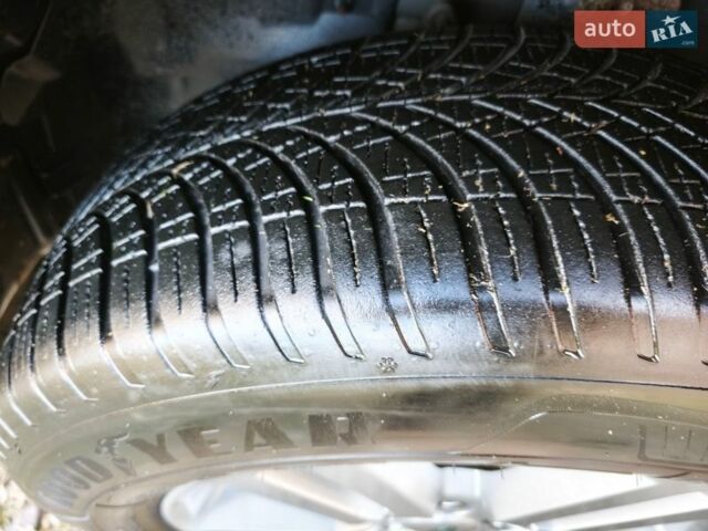 Сірий Ленд Ровер Freelander, об'ємом двигуна 2.18 л та пробігом 227 тис. км за 13800 $, фото 20 на Automoto.ua