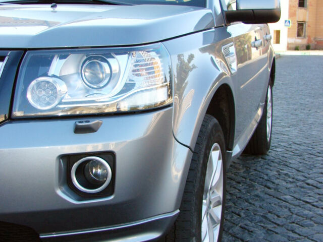 Сірий Ленд Ровер Freelander, об'ємом двигуна 2.2 л та пробігом 220 тис. км за 13500 $, фото 36 на Automoto.ua