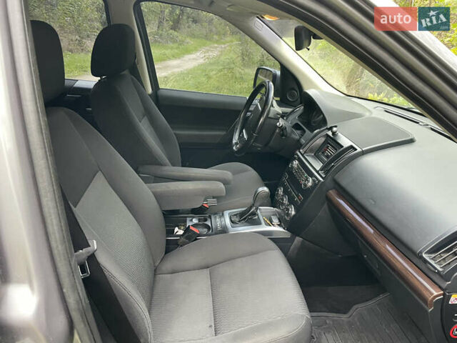Сірий Ленд Ровер Freelander, об'ємом двигуна 2.2 л та пробігом 295 тис. км за 14200 $, фото 7 на Automoto.ua