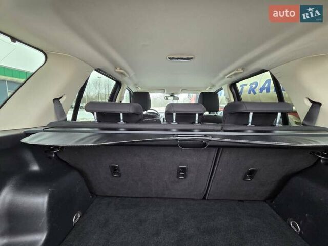 Сірий Ленд Ровер Freelander, об'ємом двигуна 2.18 л та пробігом 239 тис. км за 13600 $, фото 31 на Automoto.ua