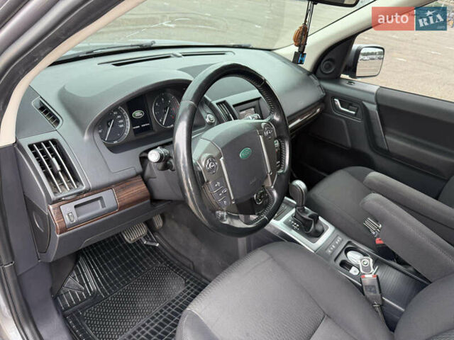 Серый Ленд Ровер Фрилендер, объемом двигателя 2.18 л и пробегом 240 тыс. км за 14499 $, фото 10 на Automoto.ua