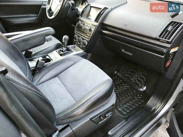 Серый Ленд Ровер Фрилендер, объемом двигателя 2.2 л и пробегом 186 тыс. км за 14300 $, фото 27 на Automoto.ua