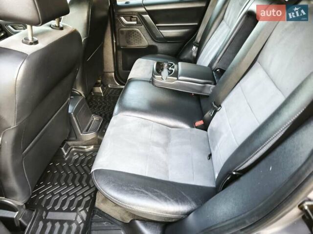 Серый Ленд Ровер Фрилендер, объемом двигателя 2.2 л и пробегом 186 тыс. км за 14300 $, фото 34 на Automoto.ua