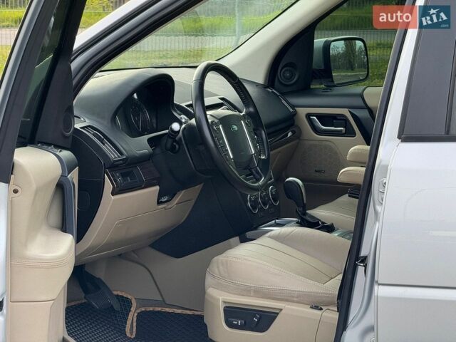 Сірий Ленд Ровер Freelander, об'ємом двигуна 2 л та пробігом 143 тис. км за 12700 $, фото 18 на Automoto.ua