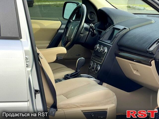 Сірий Ленд Ровер Freelander, об'ємом двигуна 2 л та пробігом 144 тис. км за 12999 $, фото 8 на Automoto.ua