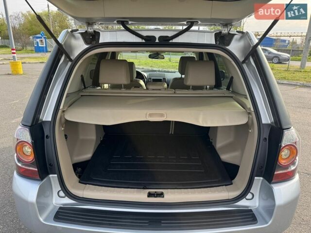 Сірий Ленд Ровер Freelander, об'ємом двигуна 2 л та пробігом 143 тис. км за 12700 $, фото 41 на Automoto.ua