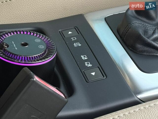 Сірий Ленд Ровер Freelander, об'ємом двигуна 2 л та пробігом 143 тис. км за 12700 $, фото 28 на Automoto.ua