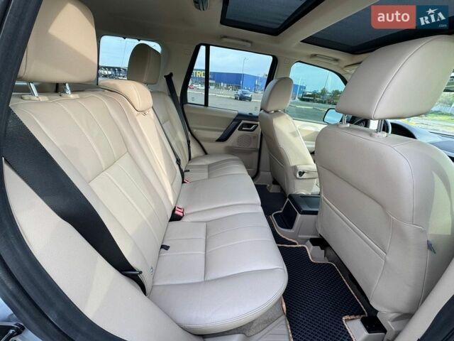 Сірий Ленд Ровер Freelander, об'ємом двигуна 2 л та пробігом 143 тис. км за 12700 $, фото 31 на Automoto.ua