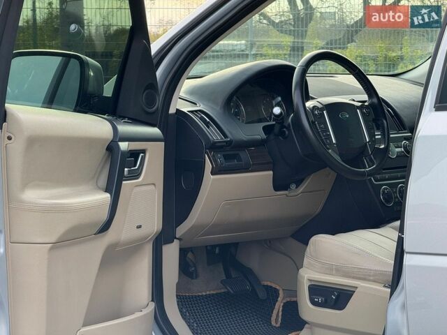 Сірий Ленд Ровер Freelander, об'ємом двигуна 2 л та пробігом 143 тис. км за 12700 $, фото 17 на Automoto.ua