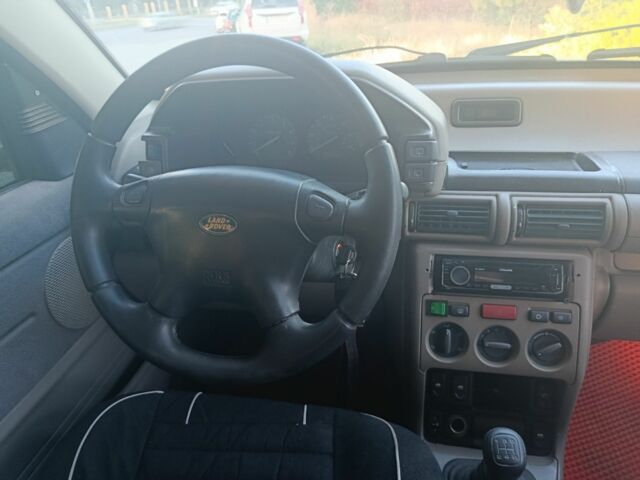 Синий Ленд Ровер Фрилендер, объемом двигателя 1.8 л и пробегом 166 тыс. км за 4300 $, фото 3 на Automoto.ua