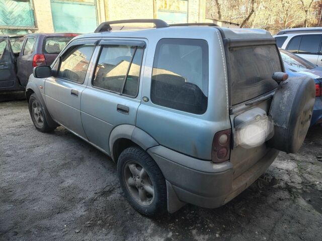 Синий Ленд Ровер Фрилендер, объемом двигателя 1.8 л и пробегом 400 тыс. км за 2000 $, фото 2 на Automoto.ua